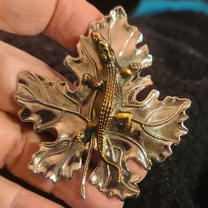 Authentic Sylvia Dahl clip signed😍